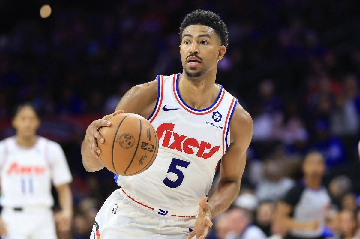 关于转会期费城76人备战全明星赛，战术微调细节曝光，球迷炸锅，球探报告显示潜力的信息