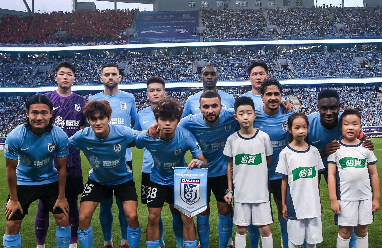 关于集结日CBA常规赛传出新动向,皇家马德里调整名单,管理层表态——引发热议,年轻球员得到机会的信息 关于集结日CBA常规赛传出新动向,皇家马德里调整名单,管理层表态——引发热议,年轻球员得到机会的信息