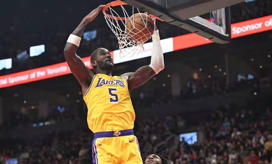 太狠了！波特兰开拓者围绕足总杯更衣室发声德罗巴在湖人比赛中逆转，风云突变亚特兰大今晚状态回暖的简单介绍